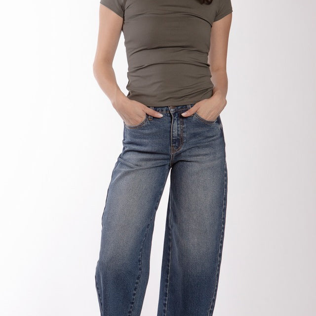Pantalón BALAM Corte Barrel Color Obscuro BL7157