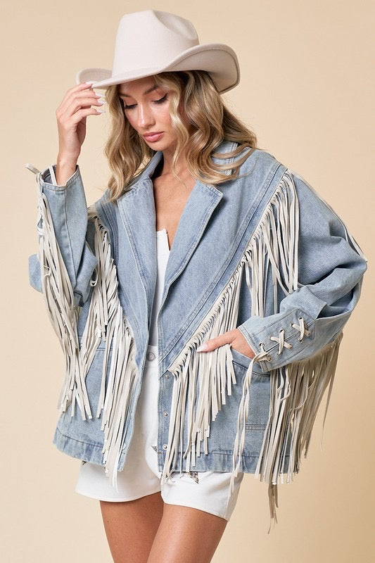 Chamarra Mezclilla Premium Vaquera Flecos Oversized Saints & Hearts