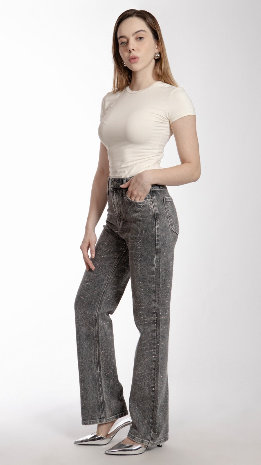 Pantalón Mezclilla Corte Wide Leg Edición Especial c Adornos de Metal BL7168