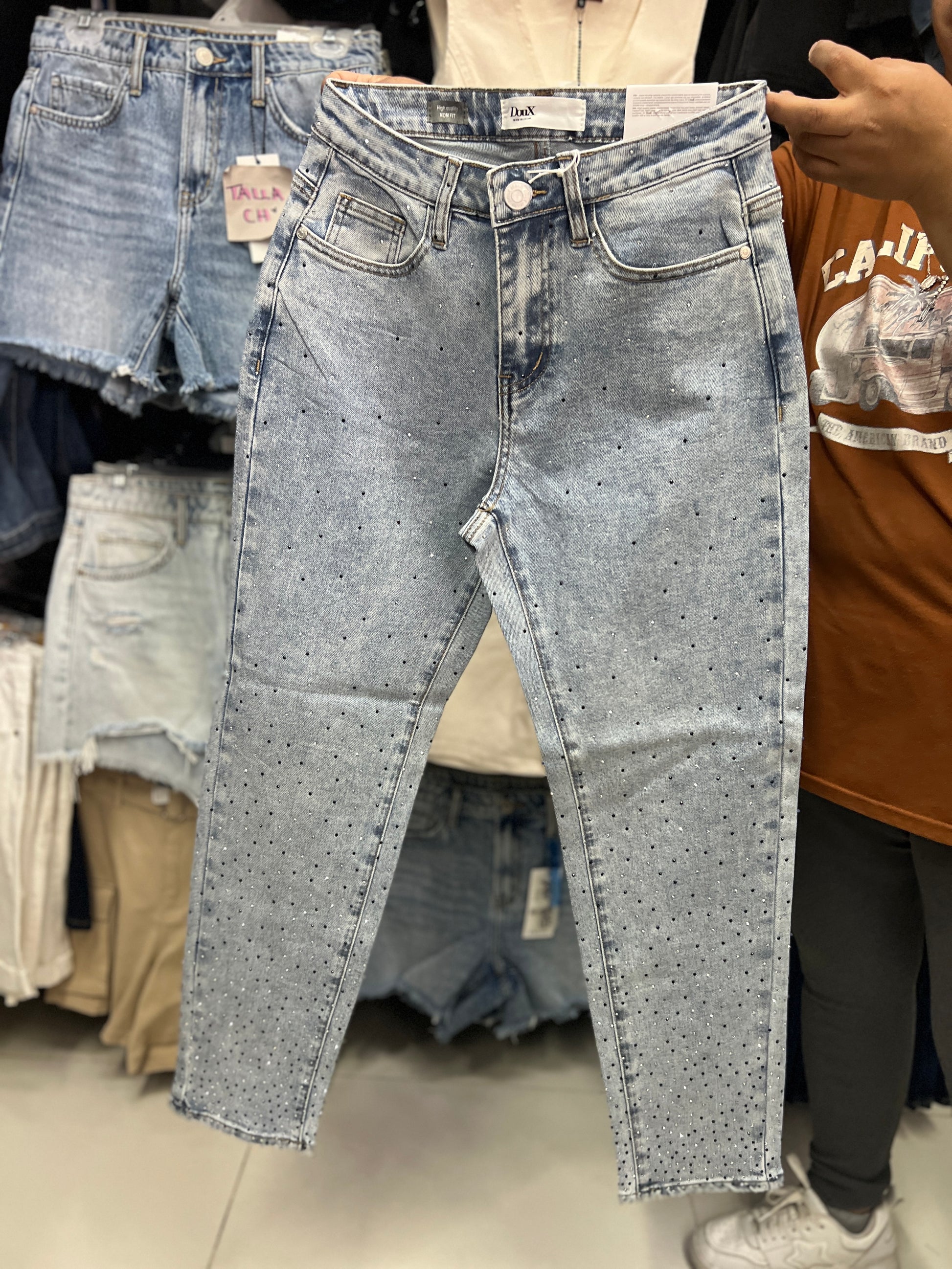 Pantalón Mezclilla Corte Mom Brillos DouX DXD0451