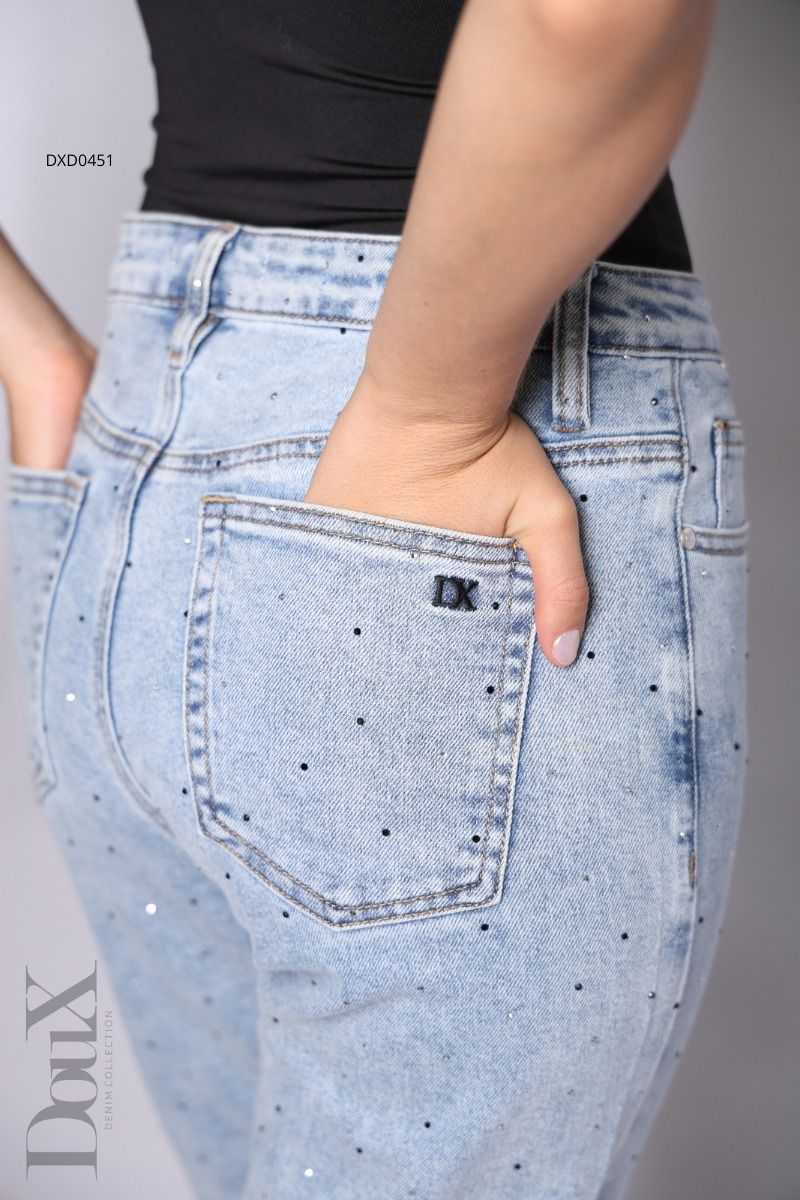 Pantalón Mezclilla Corte Mom Brillos DouX DXD0451