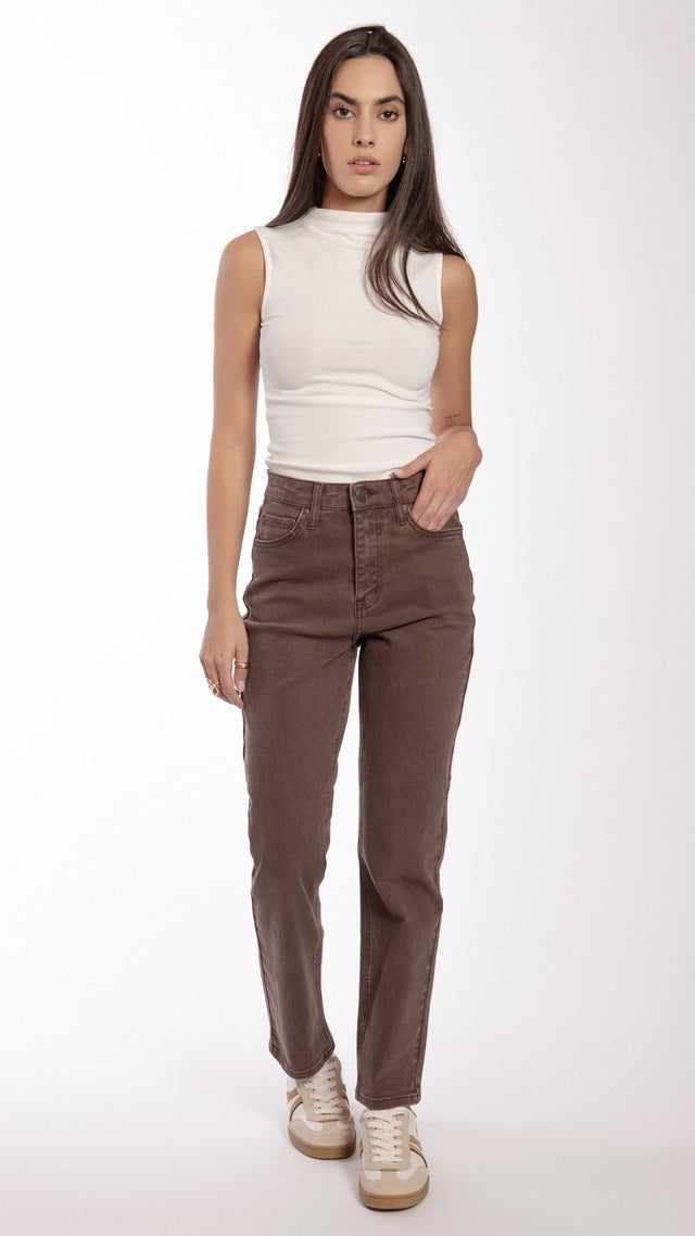 Pantalón Mezclilla Color Straight Color Cafe BL7177