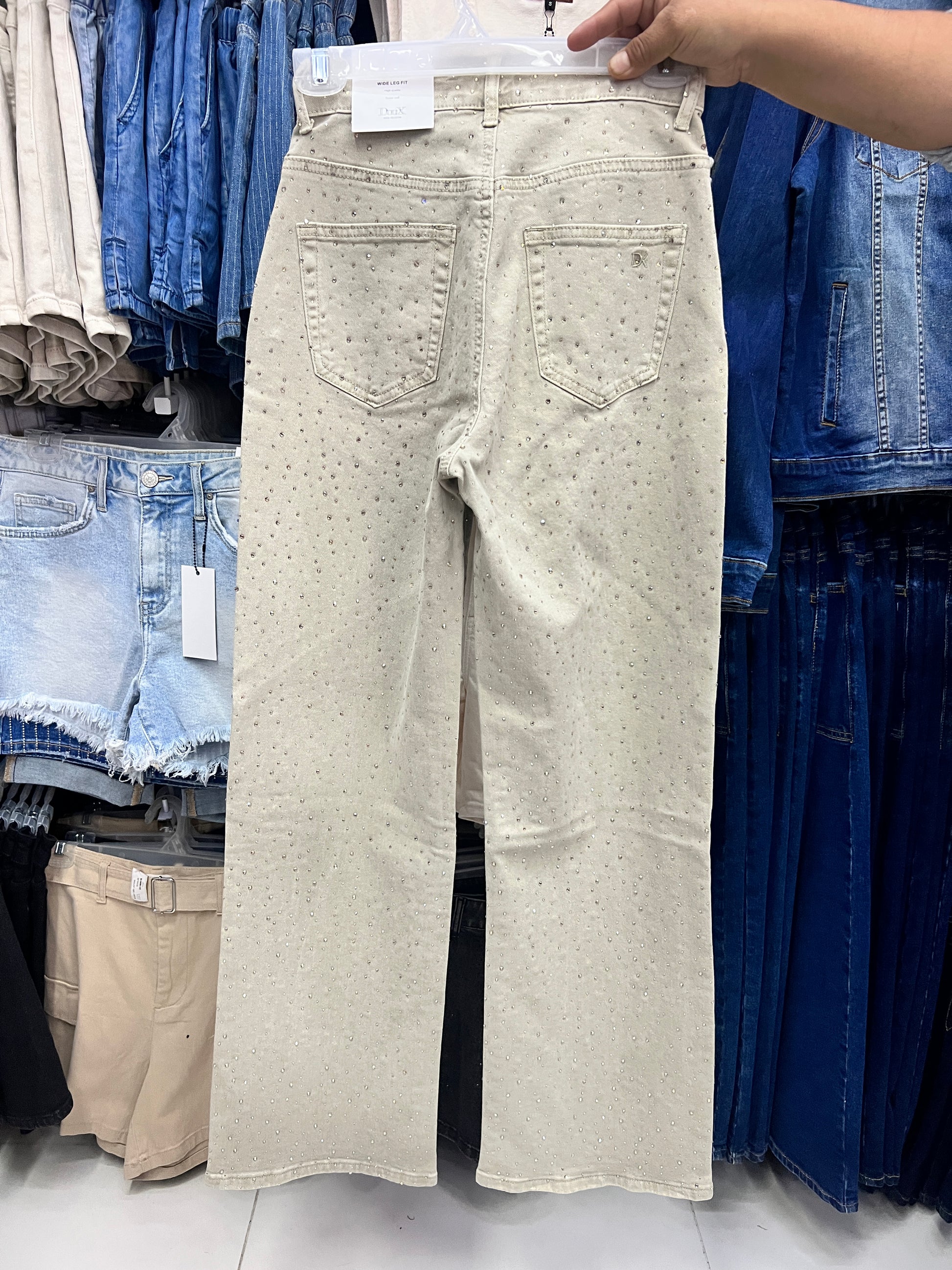 Pantalón Mezclilla Corte Wide Leg Brillos DouX DXD0390