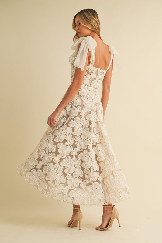 3D Textured Lace Midi Dress Klesis